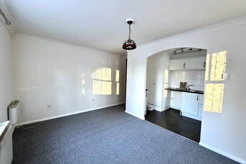 1 bedroom ground floor flat to rent, County Court Road, KING'S LYNN PE30