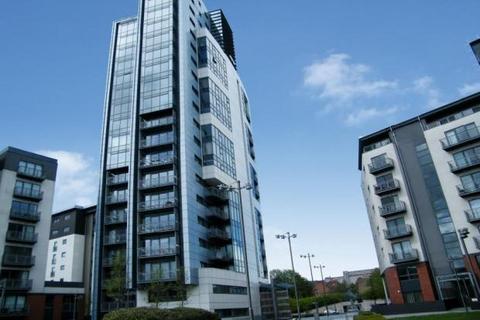 3 bedroom flat to rent, Meadowside Quay Square, Glasgow G11