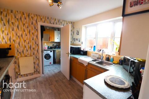 4 bedroom flat to rent, Canalside, Coventry