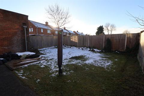 2 bedroom flat for sale, Sycamore Road, Worksop S81