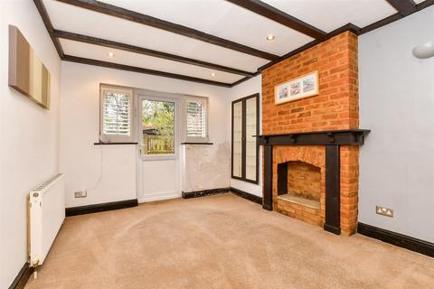 3 bedroom semi-detached house for sale, Chipstead Way, Banstead, Surrey