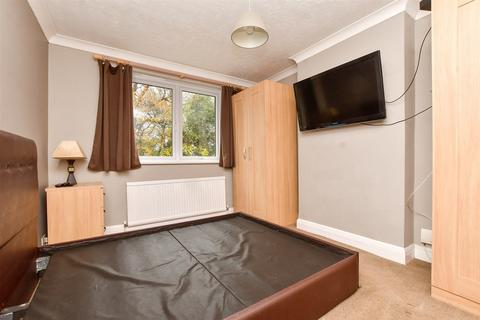 35 Chipstead Way, Banstead, SM7 3JH