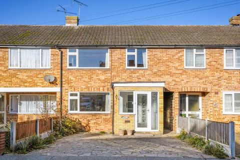 3 bedroom terraced house for sale, St Anthonys Drive, Moulsham Lodge