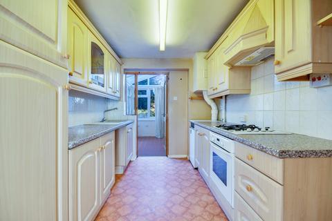 3 bedroom terraced house for sale, St Anthonys Drive, Moulsham Lodge