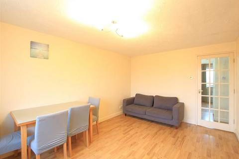 1 bedroom apartment to rent, 664 London Road, Hounslow TW3