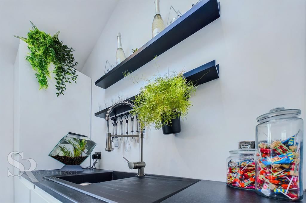 Kitchen Washing Area