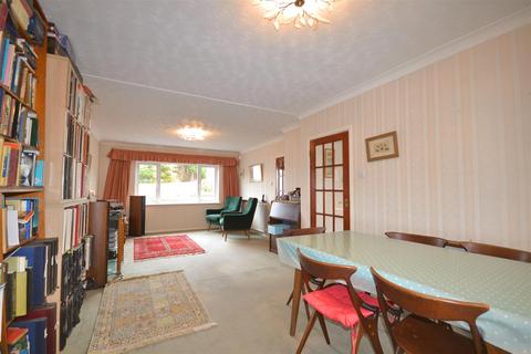 3 bedroom detached house for sale, Wyke Oliver Road, Weymouth