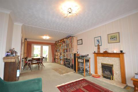 3 bedroom detached house for sale, Wyke Oliver Road, Weymouth