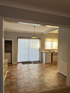 3 bedroom semi-detached house to rent, Harrow HA3