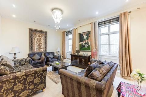 4 bedroom flat to rent, Sussex Gardens, Hyde Park Estate, London, W2