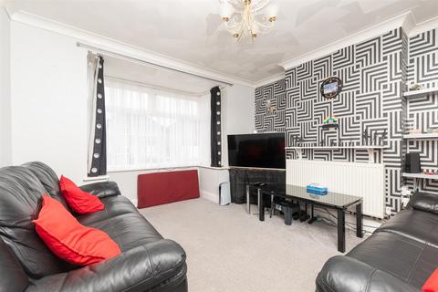 3 bedroom terraced house for sale, Abbey Road, Gravesend, Kent