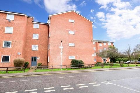 1 bedroom flat for sale, Gurney Close, Barking