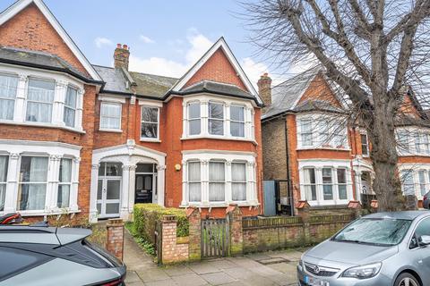 3 bedroom flat for sale, Bargery Road, London, SE6 2LN