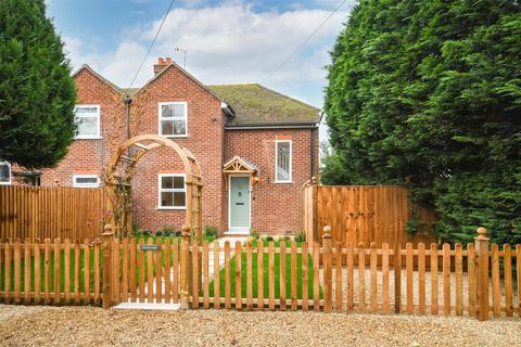 3 bedroom semi-detached house for sale, Maltings Road, Great Baddow