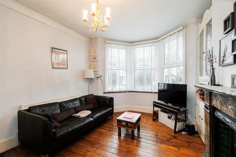 3 bedroom terraced house for sale, Forest View Road, Walthamstow