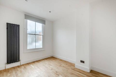 4 bedroom terraced house to rent, Birkbeck Place, West Dulwich, London, SE21