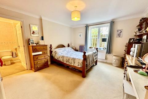 2 bedroom apartment for sale, Grove Road, East Cliff, Bournemouth, BH1