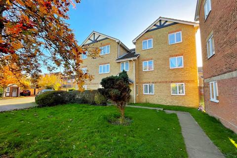 156 Heathfield Drive, Mitcham, CR4 3RH