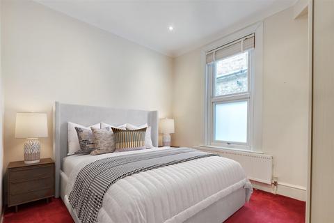 2 bedroom flat to rent, Heythorp Street, London