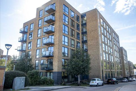 1 bedroom apartment for sale, Leaden Hill