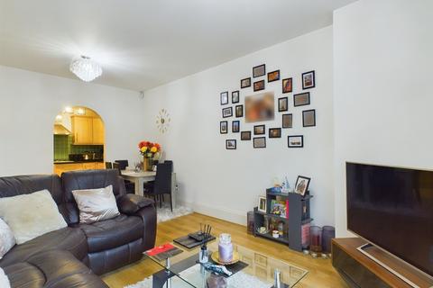 2 bedroom flat for sale, Royal Drive, Princess Park Manor Royal Drive, N11