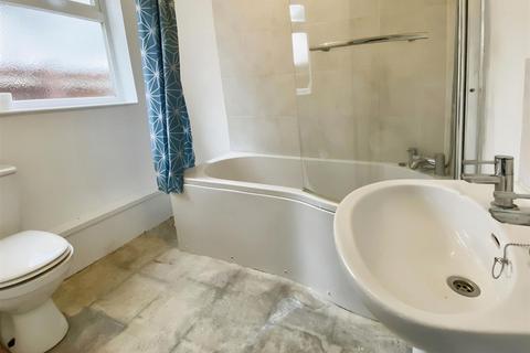 86 Gordon Road, Northfleet, Gravesend, DA11 9JW