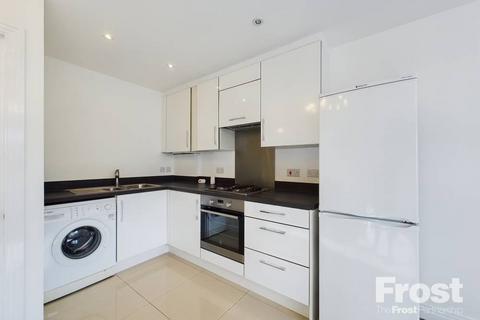 1 bedroom apartment for sale, Hanover Close, Ashford, Surrey, TW15