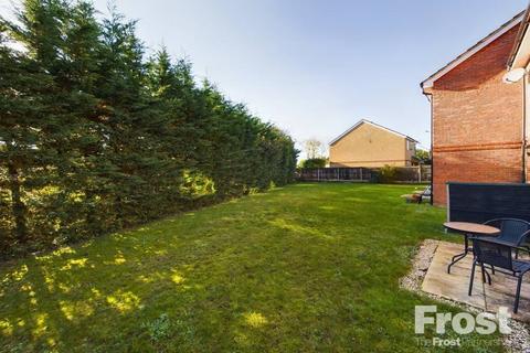 2 Hanover Close, Ashford, TW15 3FG