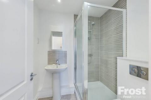 2 Hanover Close, Ashford, TW15 3FG
