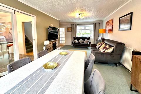 3 bedroom detached house for sale, Leveson Crescent, Balsall Common, Coventry, West Midlands, CV7