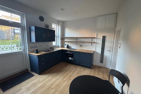 1 bedroom apartment to rent, Greystones Lodge, Bath Road, Stroud, Gloucestershire, GL5