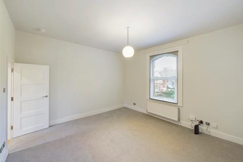 1 bedroom apartment to rent, Greystones Lodge, Bath Road, Stroud, Gloucestershire, GL5