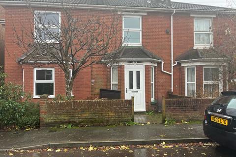 3 bedroom semi-detached house to rent, Nelson Road, SOUTHAMPTON SO15