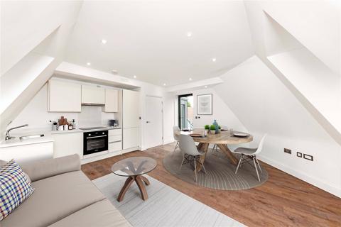 2 bedroom apartment for sale, Aldbourne Road, London W12