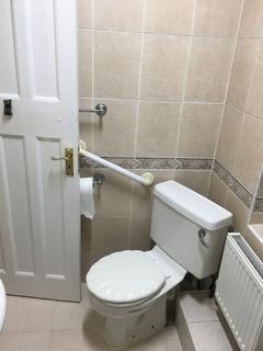 1 bedroom in a house share to rent, North Harrow HA2