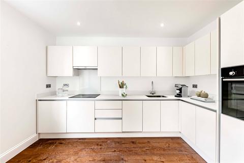 2 bedroom apartment for sale, Aldbourne Road, London W12