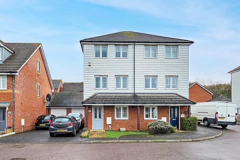 4 bedroom semi-detached house for sale, Viscount Square, Herne Bay, CT6 6FT