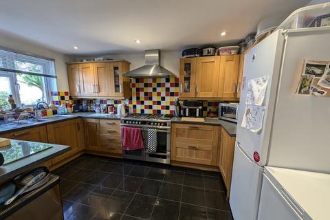 4 bedroom semi-detached house for sale, Kitchener Road, Leiston