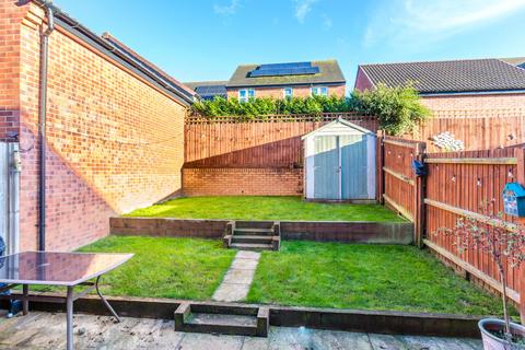 2 Blackberry Close, Higham Ferrers, Rushden, NN10 8FJ