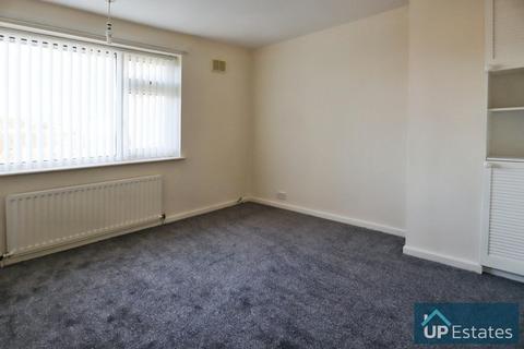 2 bedroom terraced house to rent, Woodburn Close, Coventry