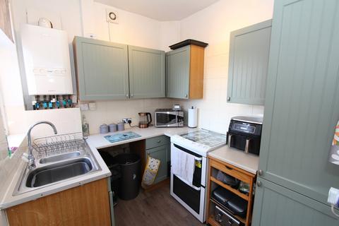 3 bedroom semi-detached house to rent, Tipton Street, Sheffield