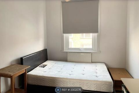 2 bedroom flat to rent, Kingsland High Street, London E8