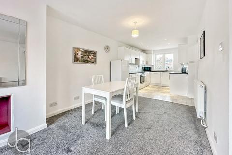 3 bedroom terraced house for sale, Hawthorn Avenue, Colchester