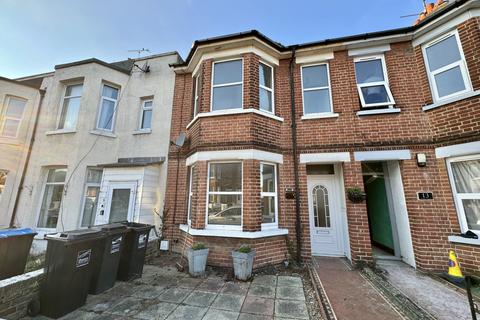 3 bedroom terraced house to rent, Sussex Avenue, Margate