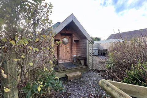 4 bedroom detached bungalow for sale, Rhosgadfan, Gwynedd