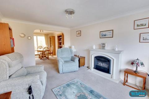 68 Azalea Drive, Trowbridge, BA14 9GG