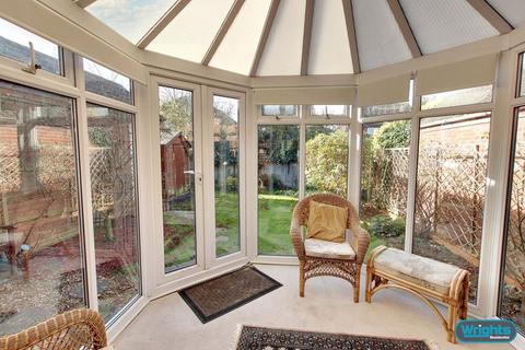 68 Azalea Drive, Trowbridge, BA14 9GG