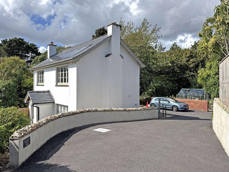 Driveway Entrance