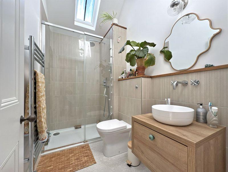 Bed 3 En Suite