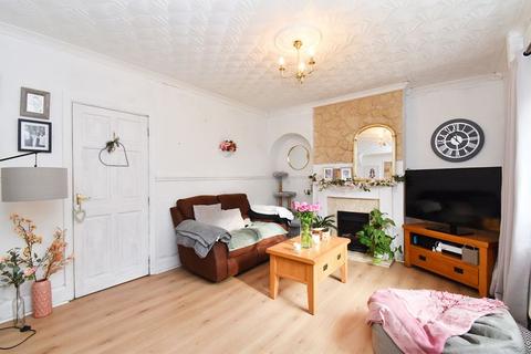 3 bedroom terraced house for sale, Usk View, Abergavenny NP7